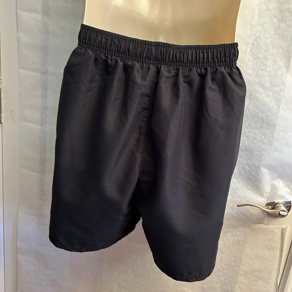 Nike‎ mesh inner lining classic swim black shorts w/hand pockets Sz-M. Z15